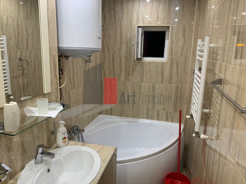 Mihail Sebastian, garsoniera dubla.