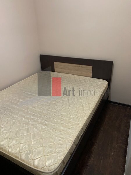 Mihail Sebastian, garsoniera dubla.